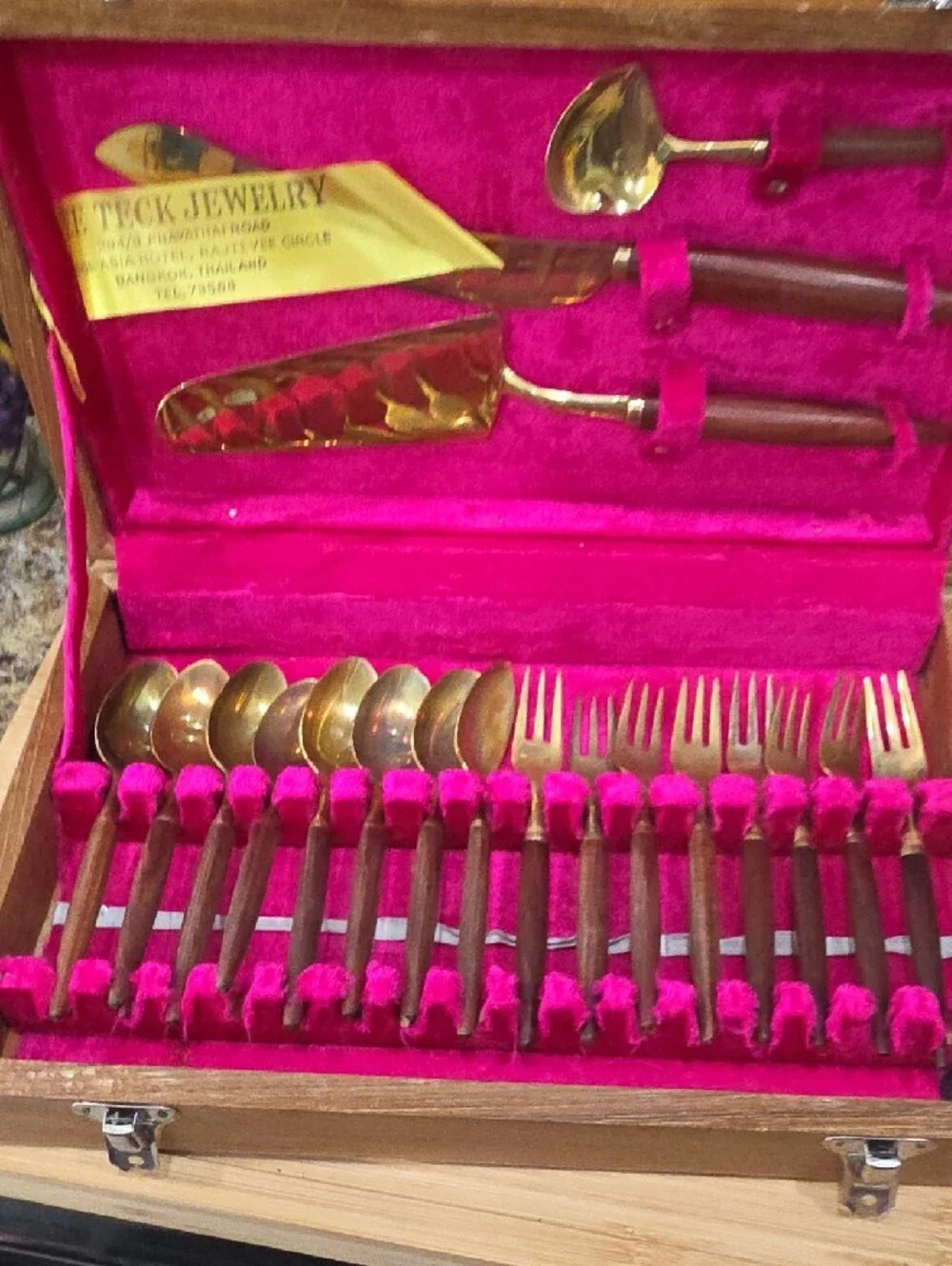 Teck Jewelry Gold-Tone Flatware Set with Pink Velvet Case and Wooden Handles
